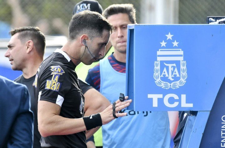 Arasa dirigirá Boca-Unión.