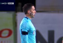 Por primera vez en Argentina, el árbitro le explicó al público qué había cobrado: sucedió en Sarmiento vs Lanús