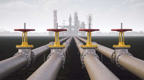 Reuters: Es poco probable que Trump imponga aranceles del 100 % a quienes compren petróleo ruso