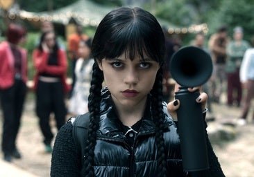 Los estrenos del mes de agosto: el regreso de Miércoles, una precuela de Outlander y lo nuevo de Alien