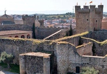 El pueblo medieval a menos de dos horas de Madrid que tienes que visitar: restos árabes, nombre con leyenda y un castillo donde puedes dormir