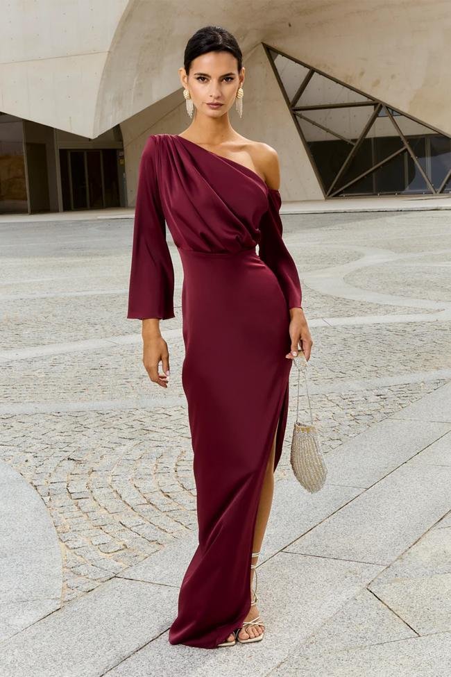 Vestido con detalle asimétrico de Lady Pipa.