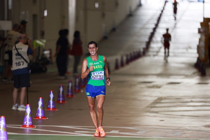De chico, a Bonfim lo cargaban por su forma de correr. Foto: EFE