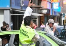 Córdoba avanza con el «reporte ciudadano»: los vecinos podrán denunciar autos mal estacionados con fotos desde el celular