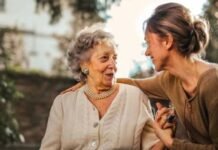 El Alzheimer afecta a más de 500 mil personas en Argentina: cómo prevenirlo y qué cuidados tener