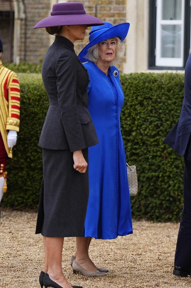 Melania Trump con la reina Camila.