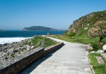 El verano perfecto para los amantes del mar está en Pontevedra: una villa amurallada frente a las islas Cíes