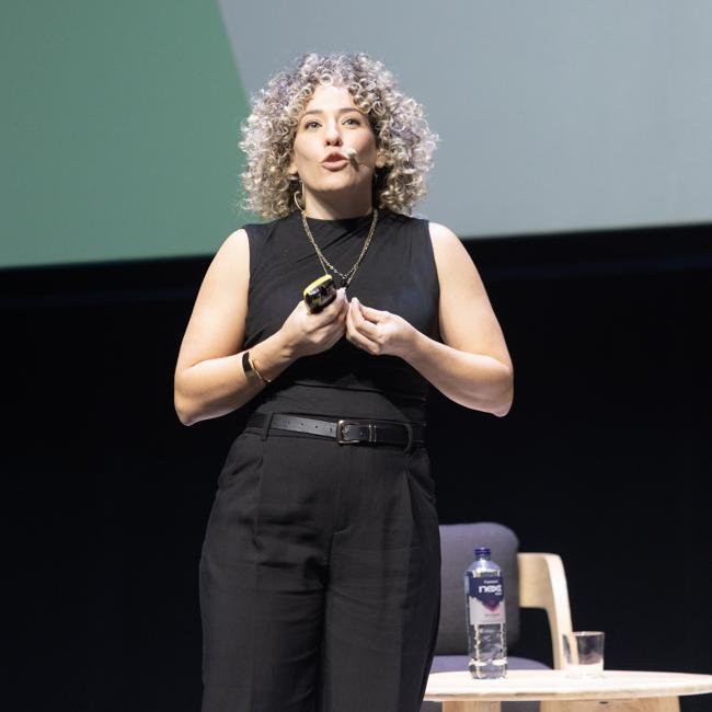 La preocupación por nuestra apariencia se ha convertido en una fuente de consumo, en palabras de Rocío Rodríguez.