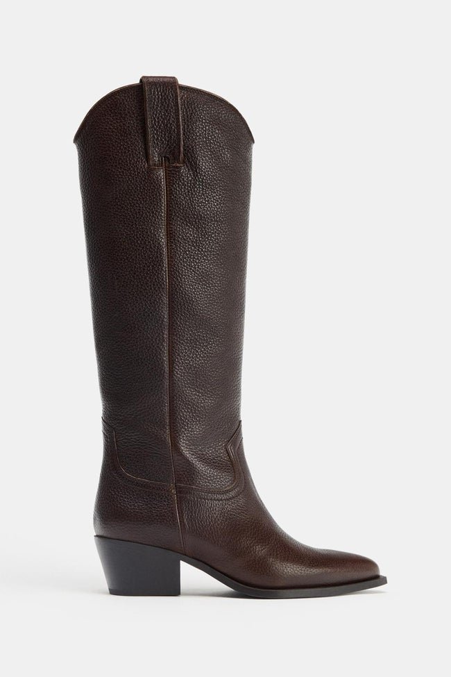 Botas altas de Zara (99,95 euros)