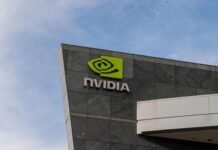 Nvidia se convierte en la primera empresa del mundo en alcanzar los cinco billones de dólares de valoración gracias al impulso de la IA