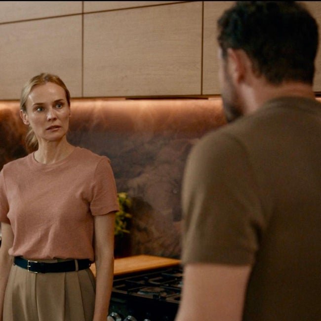 Jess (Diane Kruger) se enfrenta a una peliaguda situación y al escarnio público por parte de sus círculos más próximos.