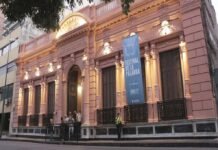 Presentación de la revista Scholé en la Biblioteca Córdoba