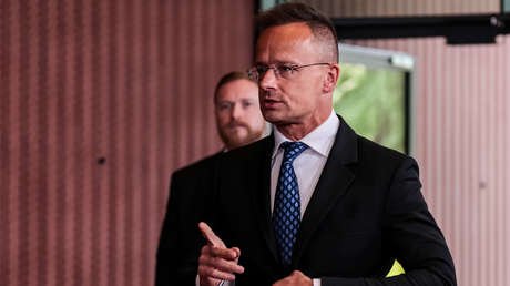 "Es una locura": Hungría rechaza la presión de la UE para abandonar el petróleo y gas rusos