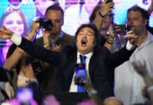 «Tuvo mucha ayuda»: Trump saca pecho por la victoria electoral de Milei