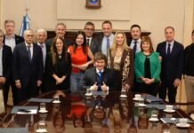 Javier Milei encabeza una reunión de trabajo con su Gabinete en Casa Rosada