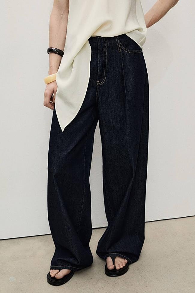 Pantalón denim wide leg cintura deshilachada (15,99€)