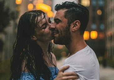 Ángela Fernández, psicóloga: «Para construir relaciones más sanas lo primero que tienes que hacer es priorizarte»