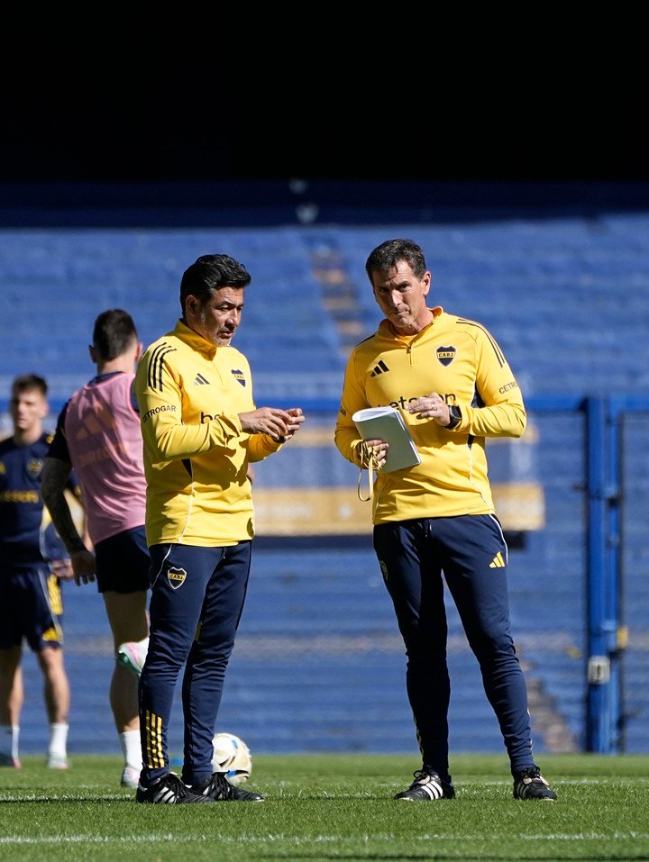 Juvenal Rodríguez con Claudio Ubeda. Foto: Prensa Boca