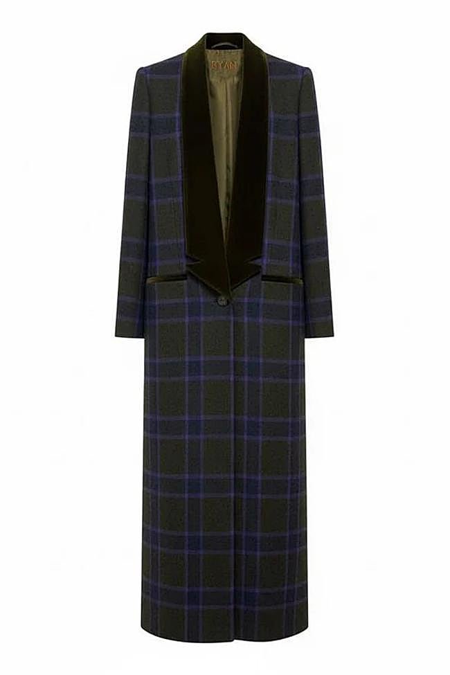 Stuart classic coat (335€)