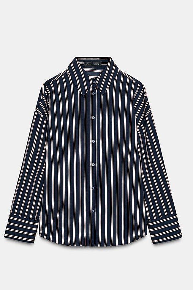 Camisa de rayas de Zara (25,99 euros)