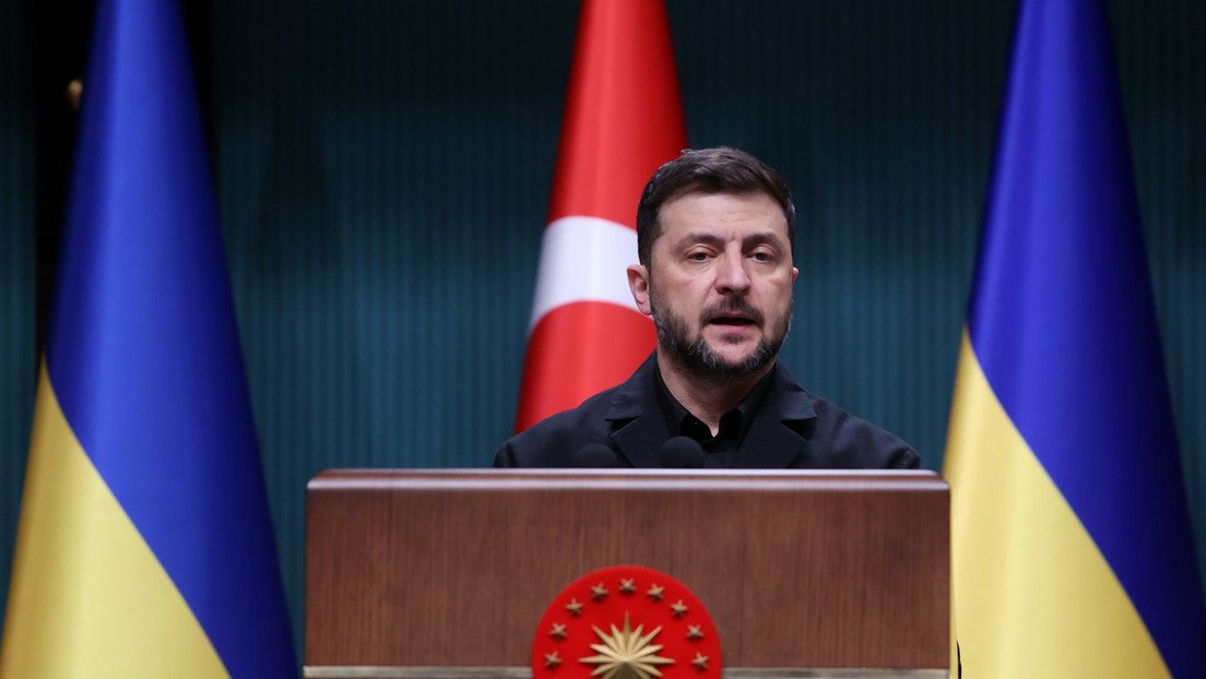 Ex primer ministro ucraniano calcula de cuánto dinero se han apropiado "los corruptos" de Kiev