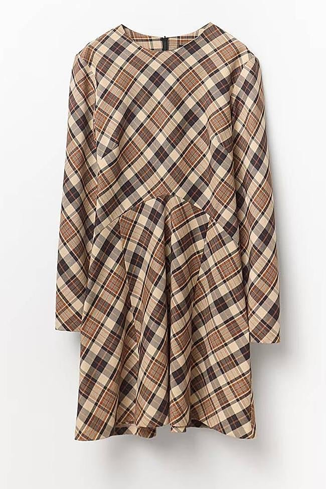 Vestido cuadros corto (39,99€)