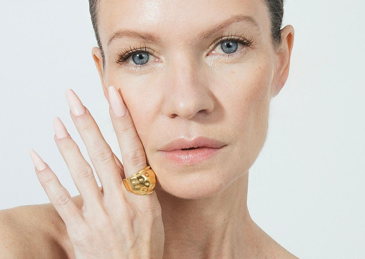 Imagen secundaria 1 - Joyas doradas o plateadas: cómo saber qué cuál me queda mejor