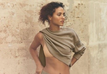 Sentadilla en L, el ejercicio perfecto para fortalecer piernas, brazos, core y glúteos