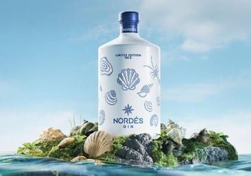 La ginebra que nació en una casa gallega y hoy recorre el mundo: de cine y una botella inspirada en la cerámica