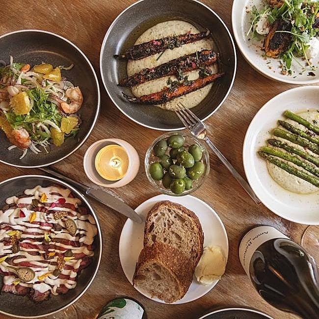 Algunos de los platos que componen la carta del restaurante madrileño Bar-Vi