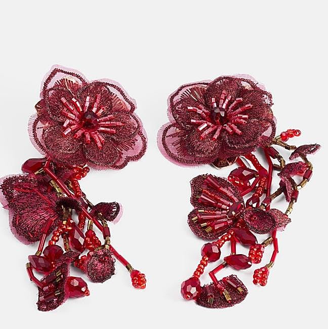 Flores burdeos bordadas de Aldo, 34,95 euros.