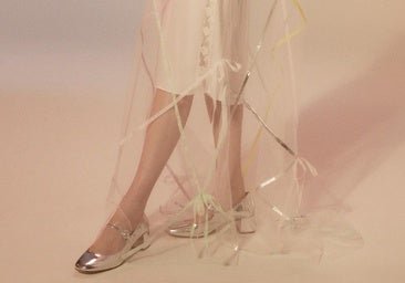 Las novias de 2026 prefieren los zapatos planos: los modelos más cómodos y elegantes para completar un look nupcial