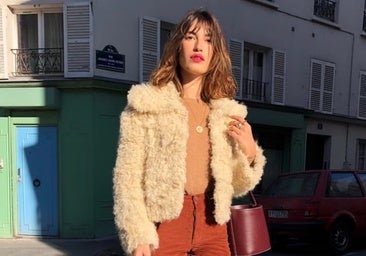 Las novedades de Primark de la semana: abrigos, vestidos de punto y bolsos negros de terciopelo