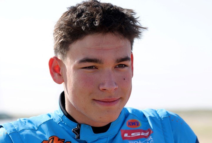 Edgar Canet, un nene. Foto: REUTERS/Stephane Mahe