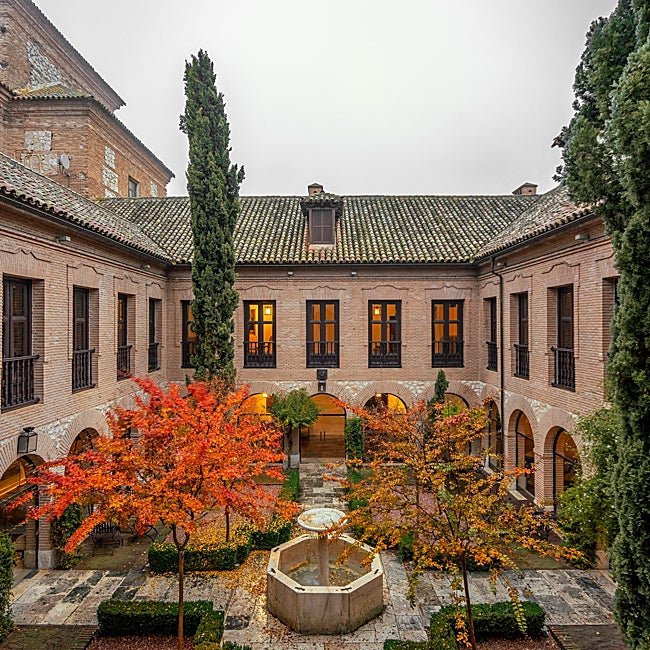 El monasterio de Nuestra Señora del Paraíso, actual Parador de Turismo.