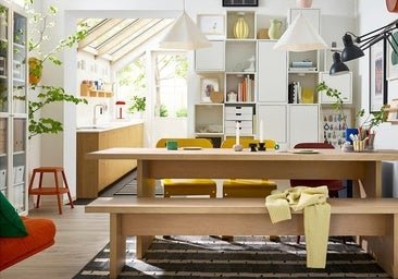 IKEA lanza siete muebles nuevos para transformar tu salón por menos de 300 euros
