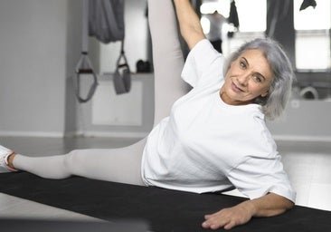 Silla Wunda de Pilates, el mejor aparato para mejorar la fuerza de tu core y flexibilidad a los 50