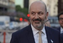 La Cancillería contrató a una empresa que dirige la esposa de Sturzenegger y estalló la polémica