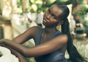 Estiramiento de puerta, el ejercicio que no debe faltar en tu rutina diaria para mejorar la movilidad de pecho y hombros