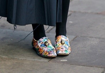 Mocasines estampados, el zapato plano que todas llevaremos en 2026