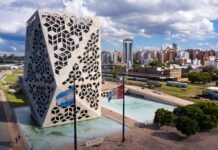 El martes 31 cobran los jubilados y comienza el pago de haberes a los activos provinciales