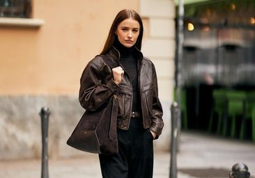 Cómo combinar un pantalón negro para no ir siempre igual