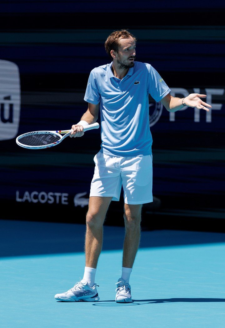 Medvedev traía una racha de 10 victorias al hilo ante argentinos. Foto EFE/EPA/CRISTOBAL HERRERA-ULASHKEVICH