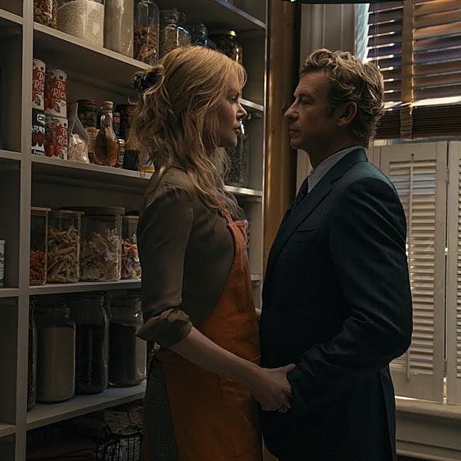 Nicole Kidman y Simon Baker en una imagen de Scarpetta, serie basada en el personaje creado por Patricia Cromwell.