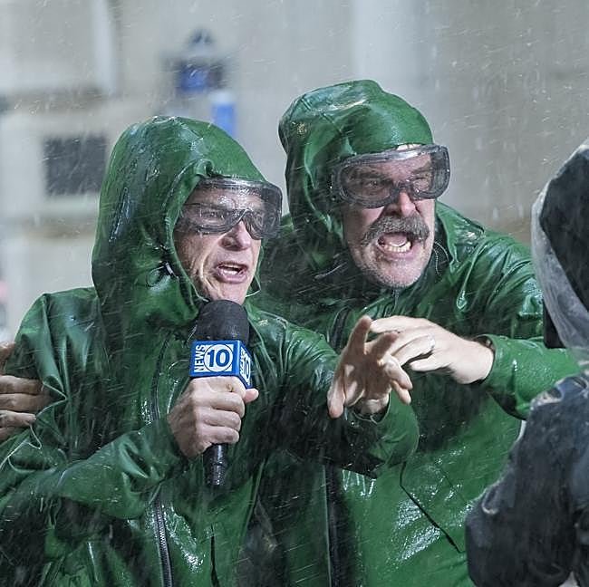 Jason Bateman y David Harbour en una imagen de DTF St. Louis.