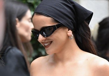 «Es un sofá»: Rosalía aclara su colaboración con Zara y se hace viral en redes