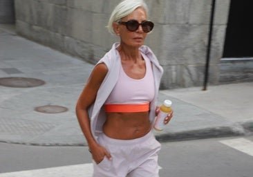 Crunch oblicuo sentada, el ejercicio fácil para endurecer abdominales y conseguir un vientre plano a los 50