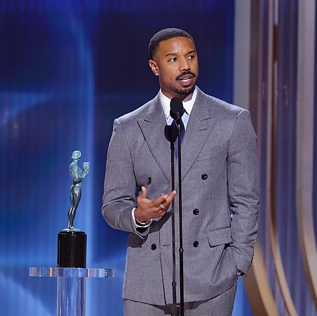 Michael B. Jordan en su discurso de agradecimientos tras recibir el Actor del sindicato de actores por su trabajo en Los Pecadores.