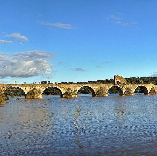 Puente de Ajuda, Olivenza