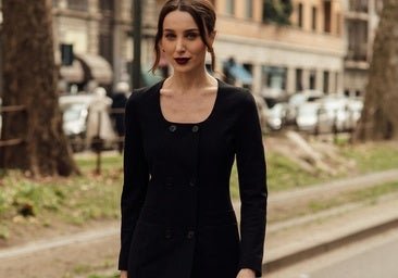 Los 90's han vuelto: seis básicos minimalistas que usaría Carolyn Bessette